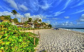 Beachcomber Resort & Club